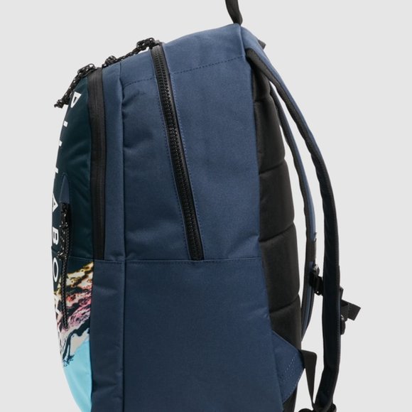 Billabong Norfolk Navy Brandnew with tags - Picture 2 of 3